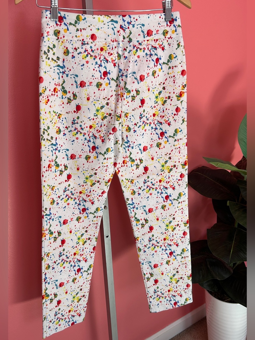 Krazy Larry Paint Splatter Pull On Ankle Pants Stretch White Size 4 Like New - Picture 6 of 8